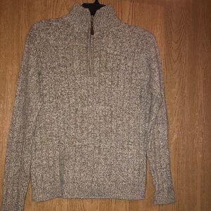 OSCAR DE LA RENTA men’s sweater.